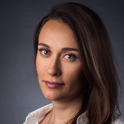 Anastasia-Oplustil-400×400 Anastasia Oplustil