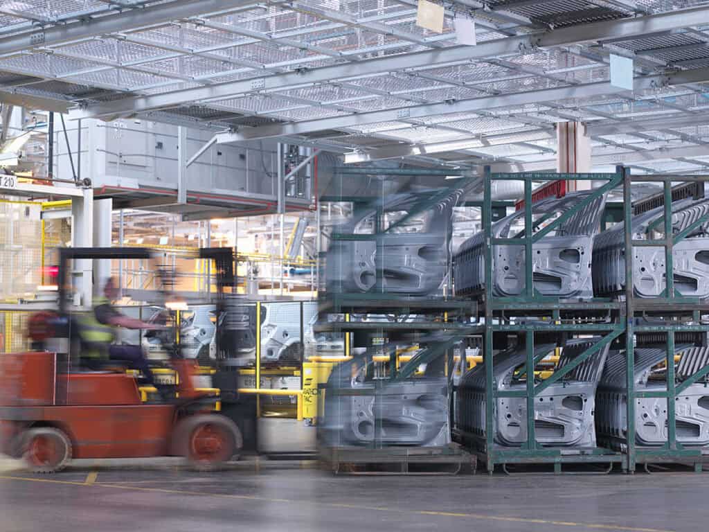 Lower Expediting Costs Through Better Visibility