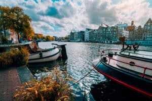 Explore the city of Amsterdam during e2open Connect 2025! Hop a train and visit the canals, the Riksmusuem, historic districts, or local restaurants.